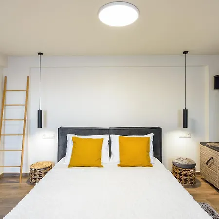 Apartment Kumka Seafront *