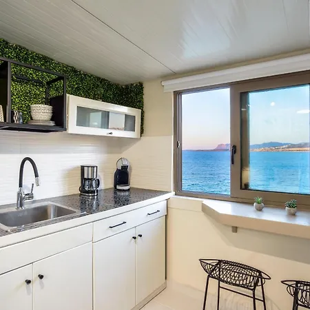 Kumka Seafront Apartamento