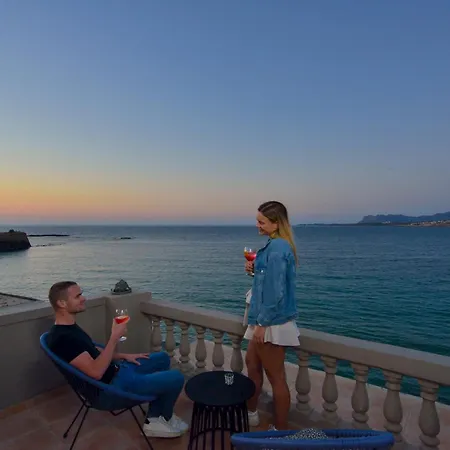 Kumka Seafront Apartamento *